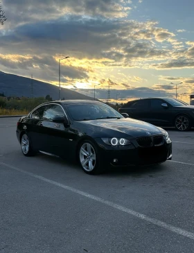 Обява за продажба на BMW 330 Сменени вериги Пребоядисана!!! ~22 000 лв. - изображение 2