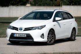 Обява за продажба на Toyota Auris 1.8 Hybrid ~17 100 лв. - изображение 1