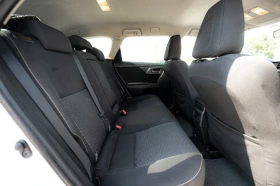 Обява за продажба на Toyota Auris 1.8 Hybrid ~17 100 лв. - изображение 8