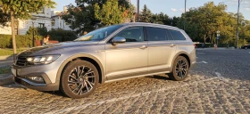 VW Passat ALLTRACK B8.5 обслужван в Porsche с пълна история - 44900 лв. - 47640800 5
