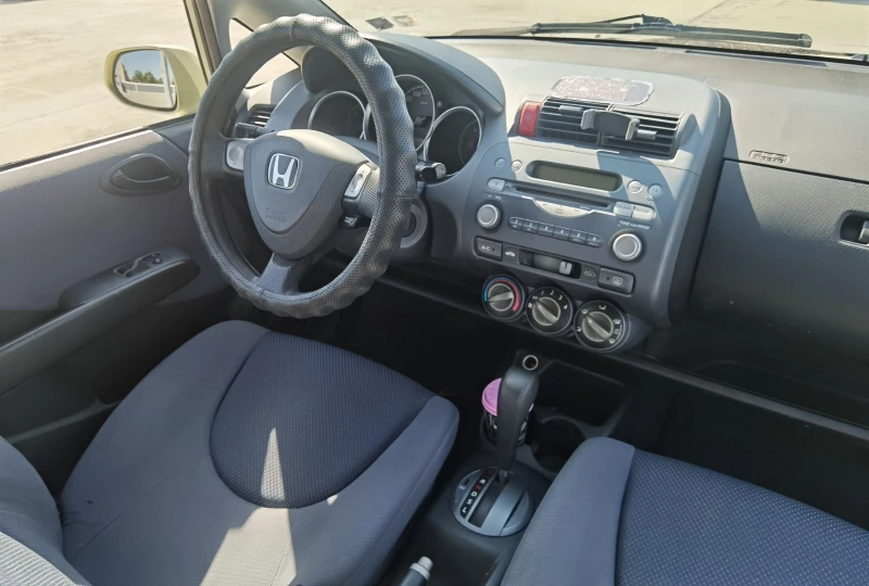 Honda Jazz, снимка 2 - Автомобили и джипове - 46971502