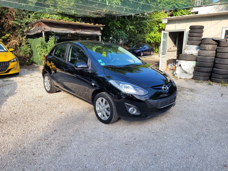 Mazda 2 1.4 i, снимка 2 - Автомобили и джипове - 47126157