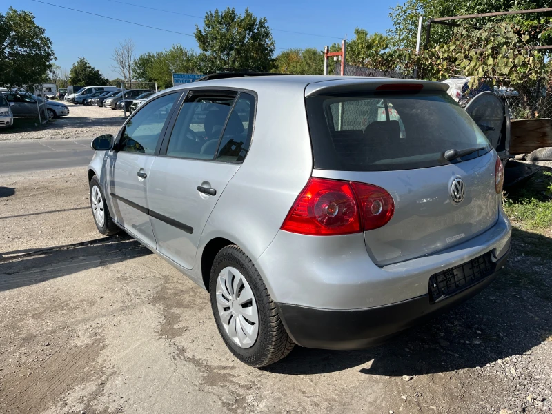 VW Golf 1.6 БЕНЗИН 102к.с, снимка 5 - Автомобили и джипове - 47260560