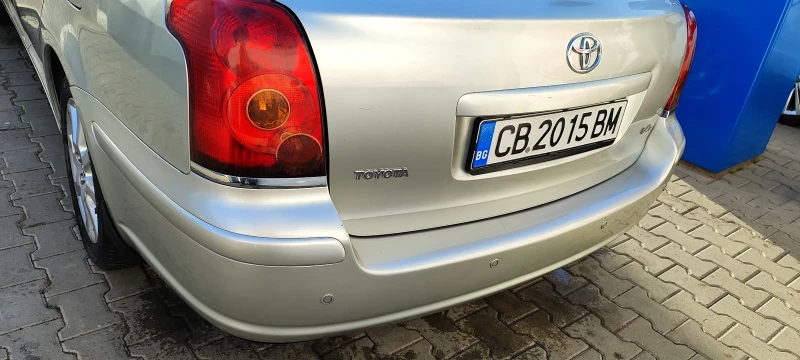 Toyota Avensis, снимка 4 - Автомобили и джипове - 47751512