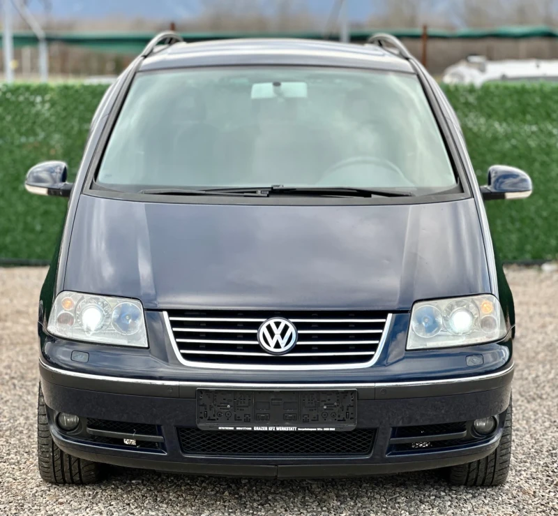 VW Sharan 1.9TDi 7мест.* BUSINESS* FACELIFT* , снимка 2 - Автомобили и джипове - 48326188