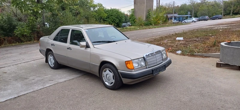 Mercedes-Benz 124 Лек, снимка 3 - Автомобили и джипове - 48538844