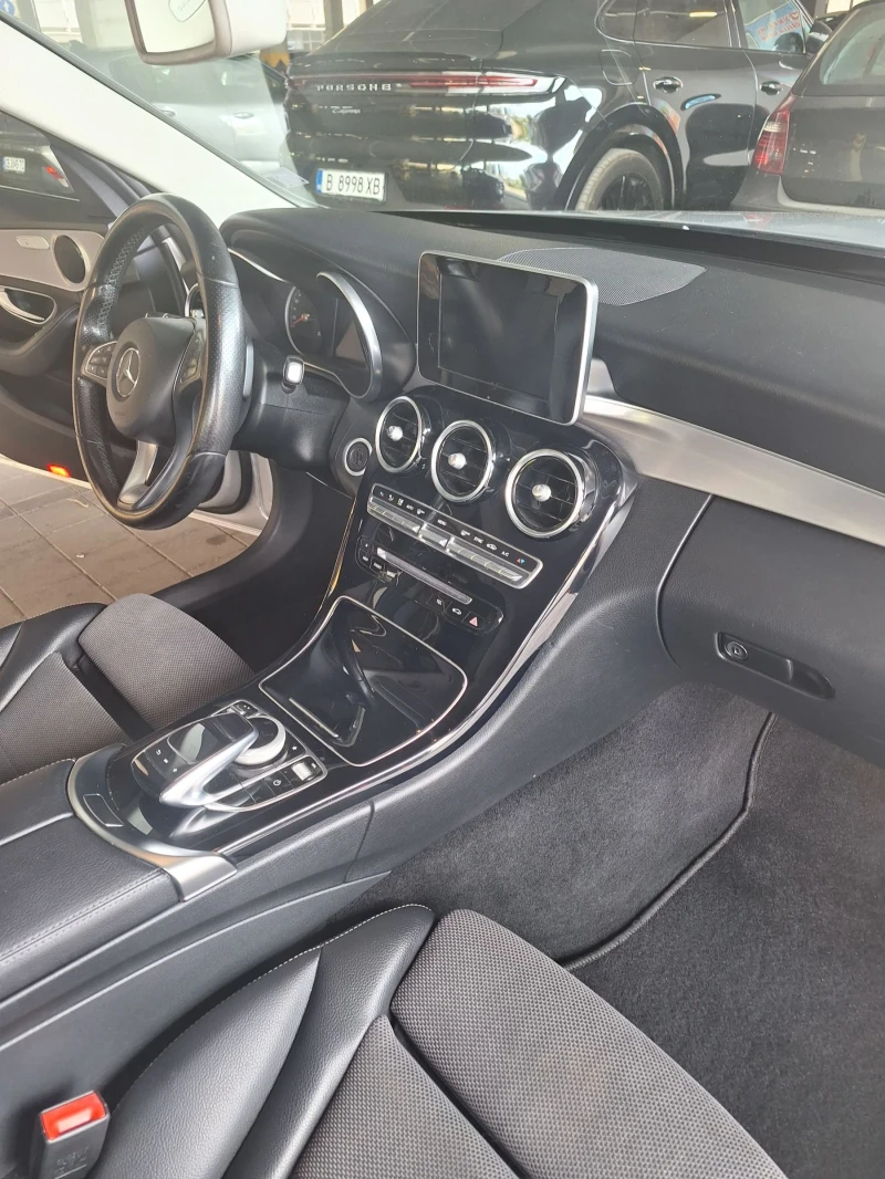 Mercedes-Benz C 220 C220 170к.с 9G, снимка 9 - Автомобили и джипове - 52565650