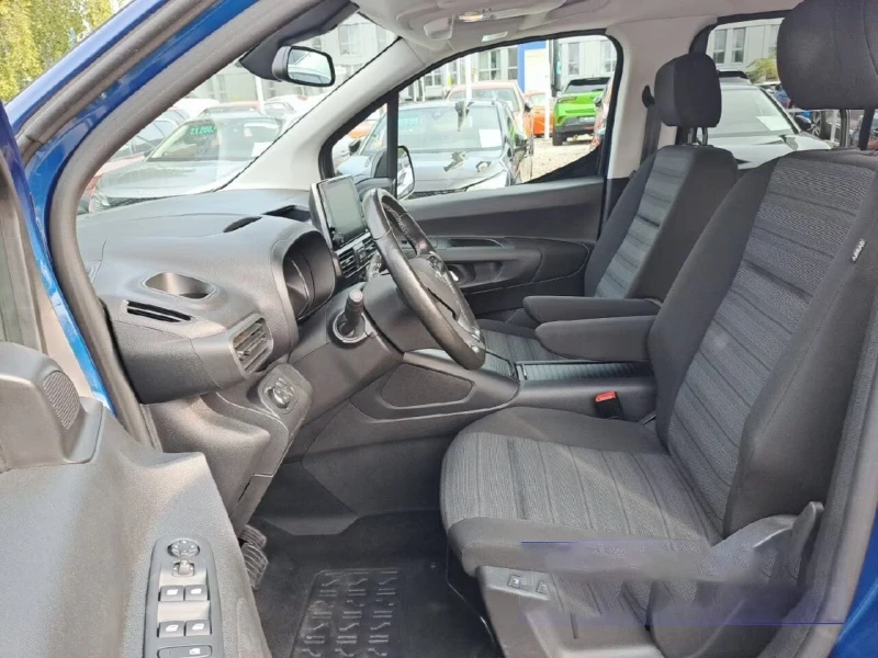 Opel Combo ELEGANCE/136HP/CAM/NAVI/ACC/LED/154g, снимка 8 - Автомобили и джипове - 51406781