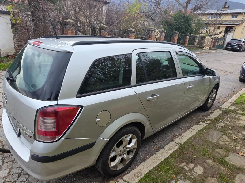 Opel Astra 1, 6, снимка 5 - Автомобили и джипове - 52631783