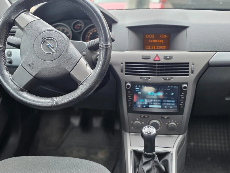 Opel Astra 1, 6, снимка 8 - Автомобили и джипове - 52631783