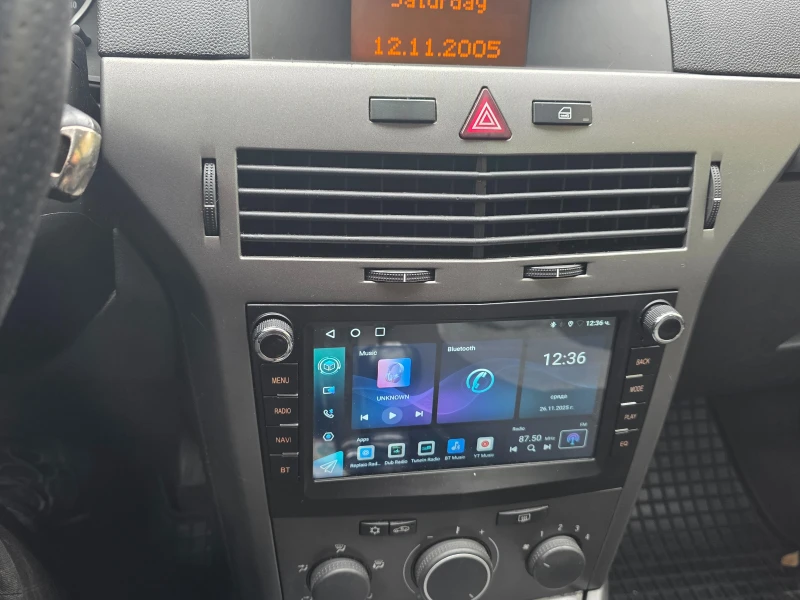 Opel Astra 1, 6, снимка 6 - Автомобили и джипове - 52631783