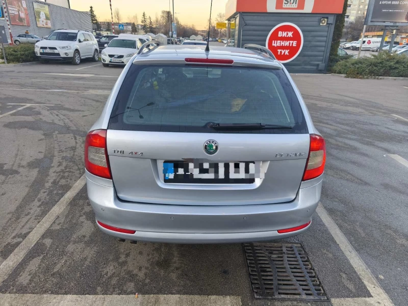 Skoda Octavia, снимка 13 - Автомобили и джипове - 52799505