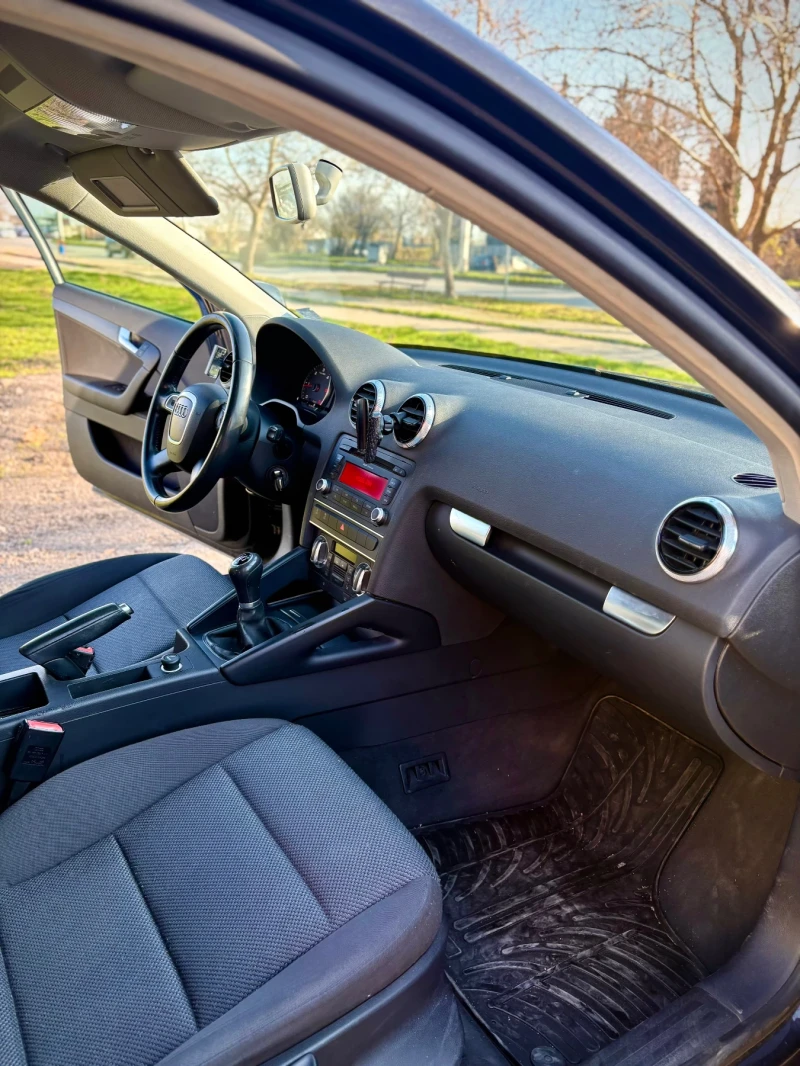 Audi A3 1.6 TDI 105HP, снимка 8 - Автомобили и джипове - 52803476
