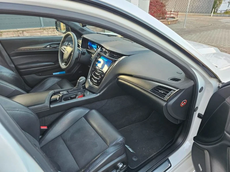 Cadillac Cts Carbon-paket, снимка 7 - Автомобили и джипове - 52918355