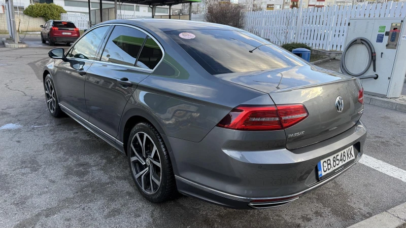 VW Passat R LINE 1.8 TSI, снимка 4 - Автомобили и джипове - 52985811