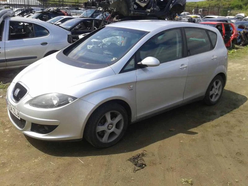 Seat Altea 2.0TDI,DSG,140кс., снимка 2 - Автомобили и джипове - 18058377