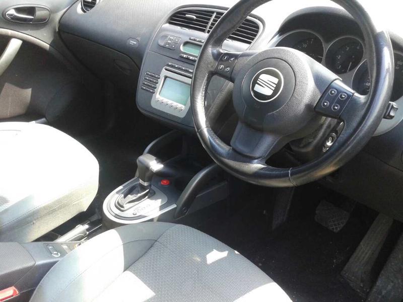 Seat Altea 2.0TDI,DSG,140кс., снимка 5 - Автомобили и джипове - 18058377