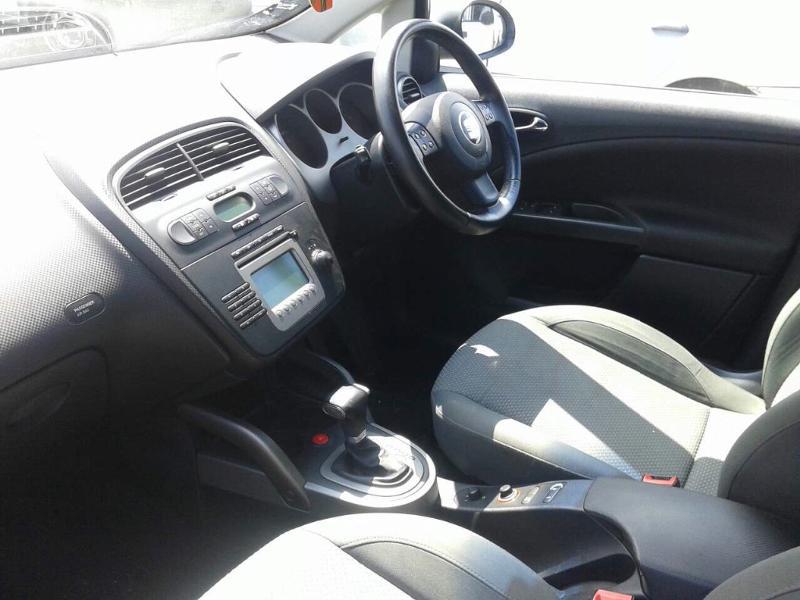 Seat Altea 2.0TDI,DSG,140кс., снимка 6 - Автомобили и джипове - 18058377