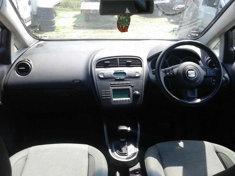 Seat Altea 2.0TDI,DSG,140кс., снимка 7 - Автомобили и джипове - 18058377