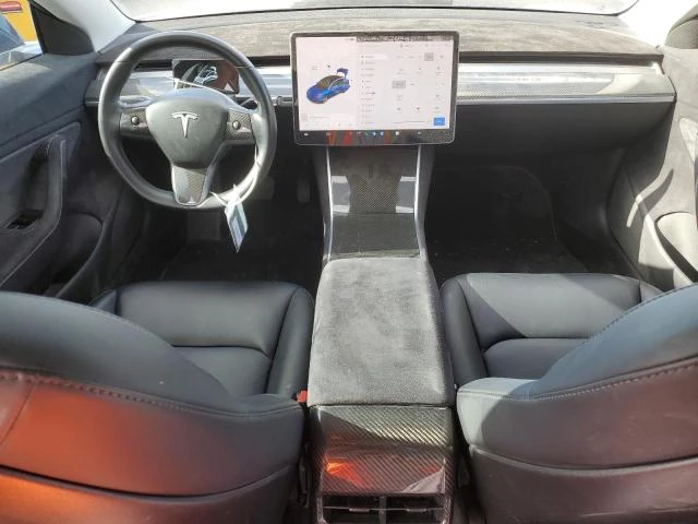 Tesla Model 3 Yes Rear-wheel drive - изображение 5