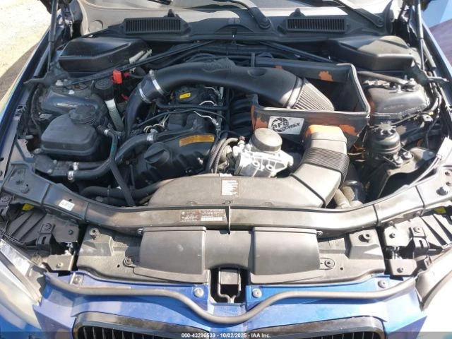 BMW 335 Keyless* Подгреви* CIC*  , снимка 12 - Автомобили и джипове - 52811871