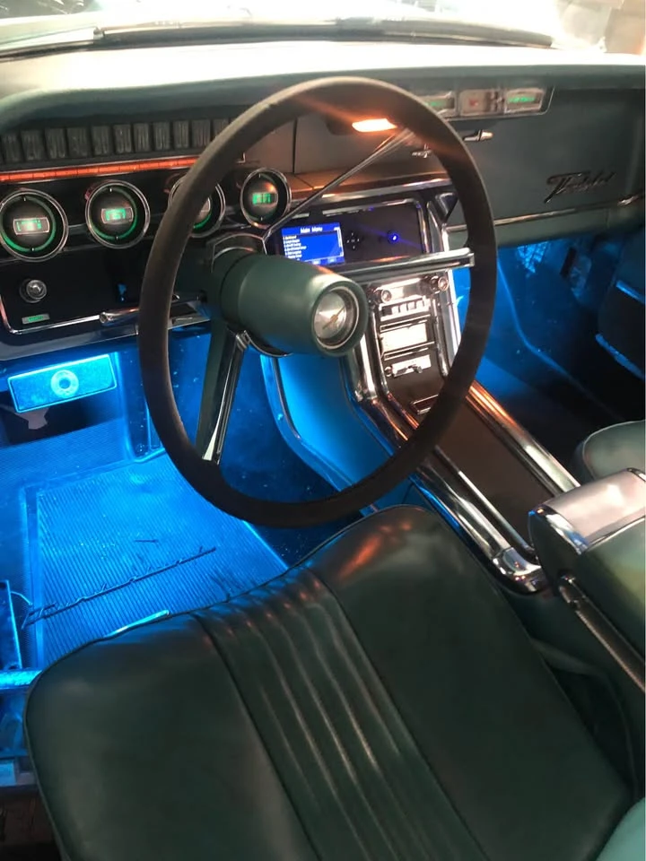 Ford Thunderbird CARFAX* АВТОФИНАНСИРАНЕ* БЕЗ ПЪРВОНАЧАЛНА ВНОСКА*  - изображение 7