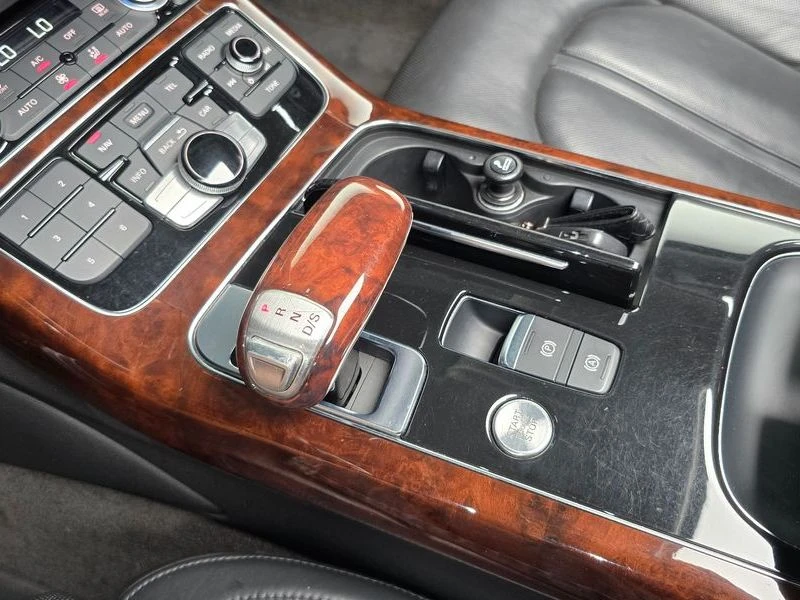 Audi A8 4.2 CDR Automatic, снимка 11 - Автомобили и джипове - 55450719