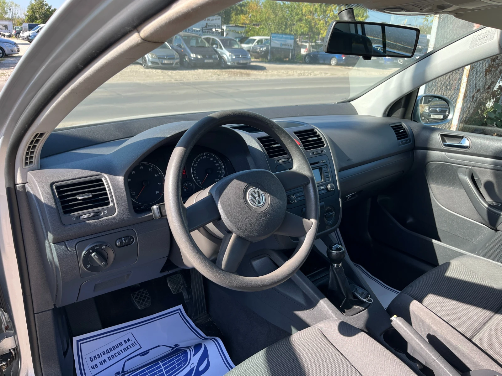 VW Golf 1.6 БЕНЗИН 102к.с - изображение 7