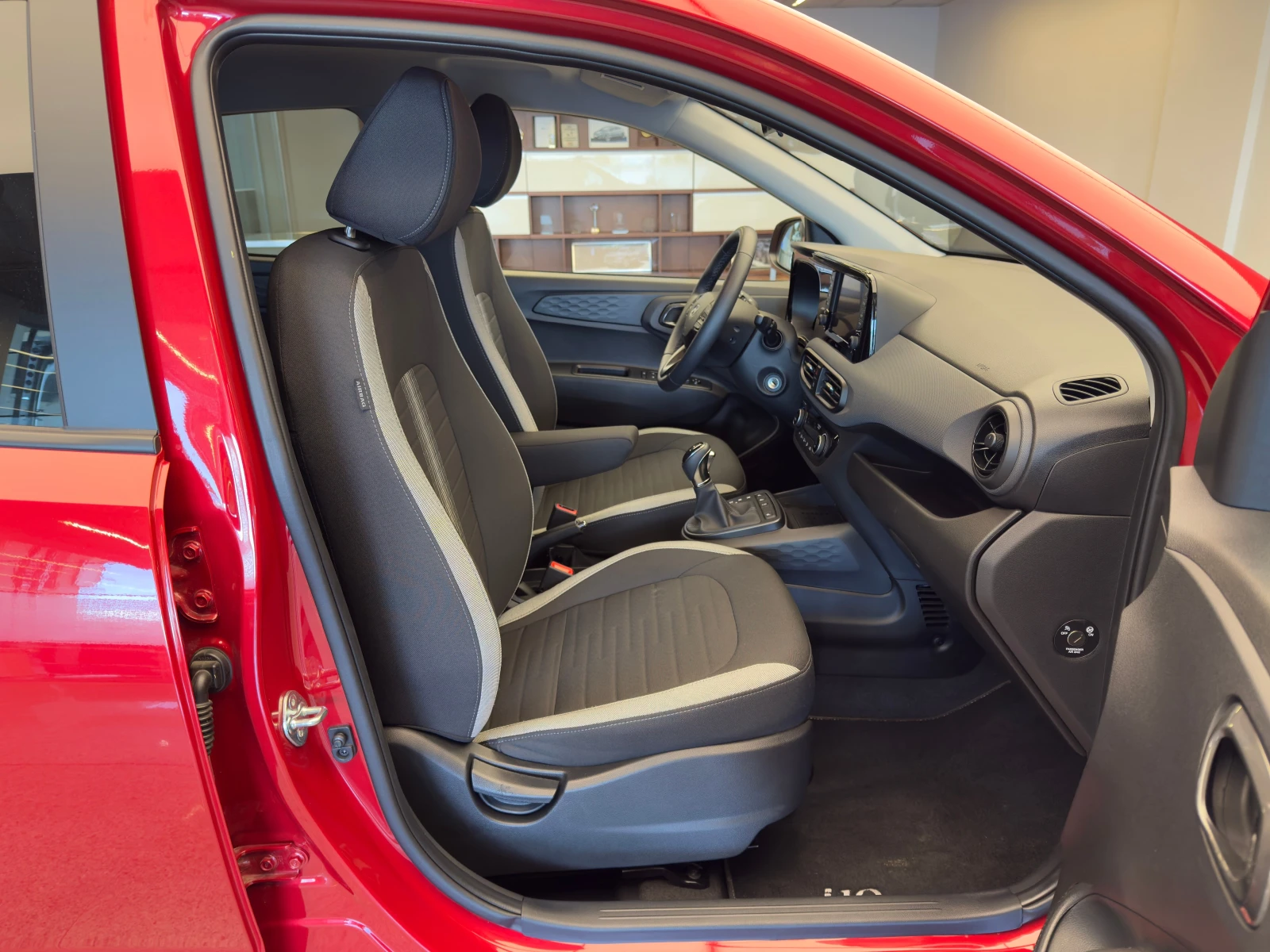 Hyundai I10 EXCLUSIVE - изображение 7