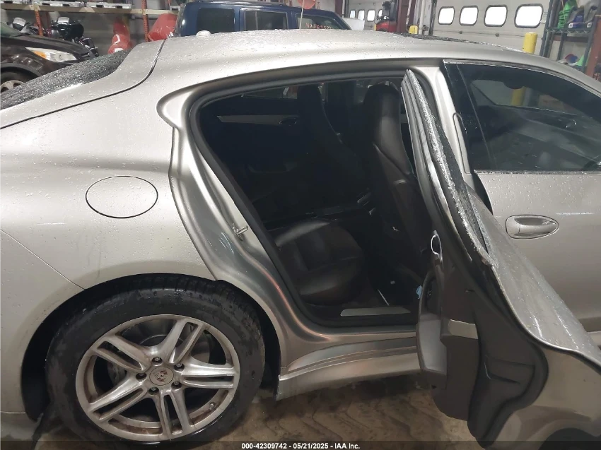 Porsche Panamera 4S* ФИКСИРАНА ЦЕНА - изображение 9