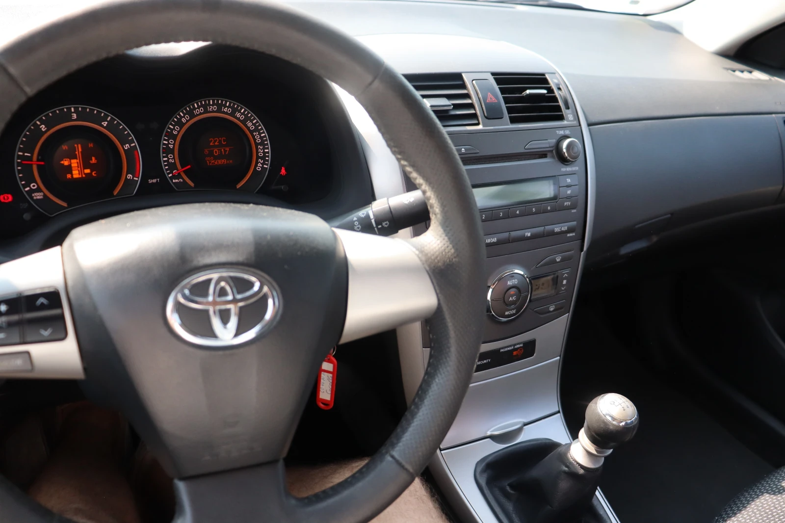 Toyota Corolla 1.4/D-4D | Mobile.bg   14