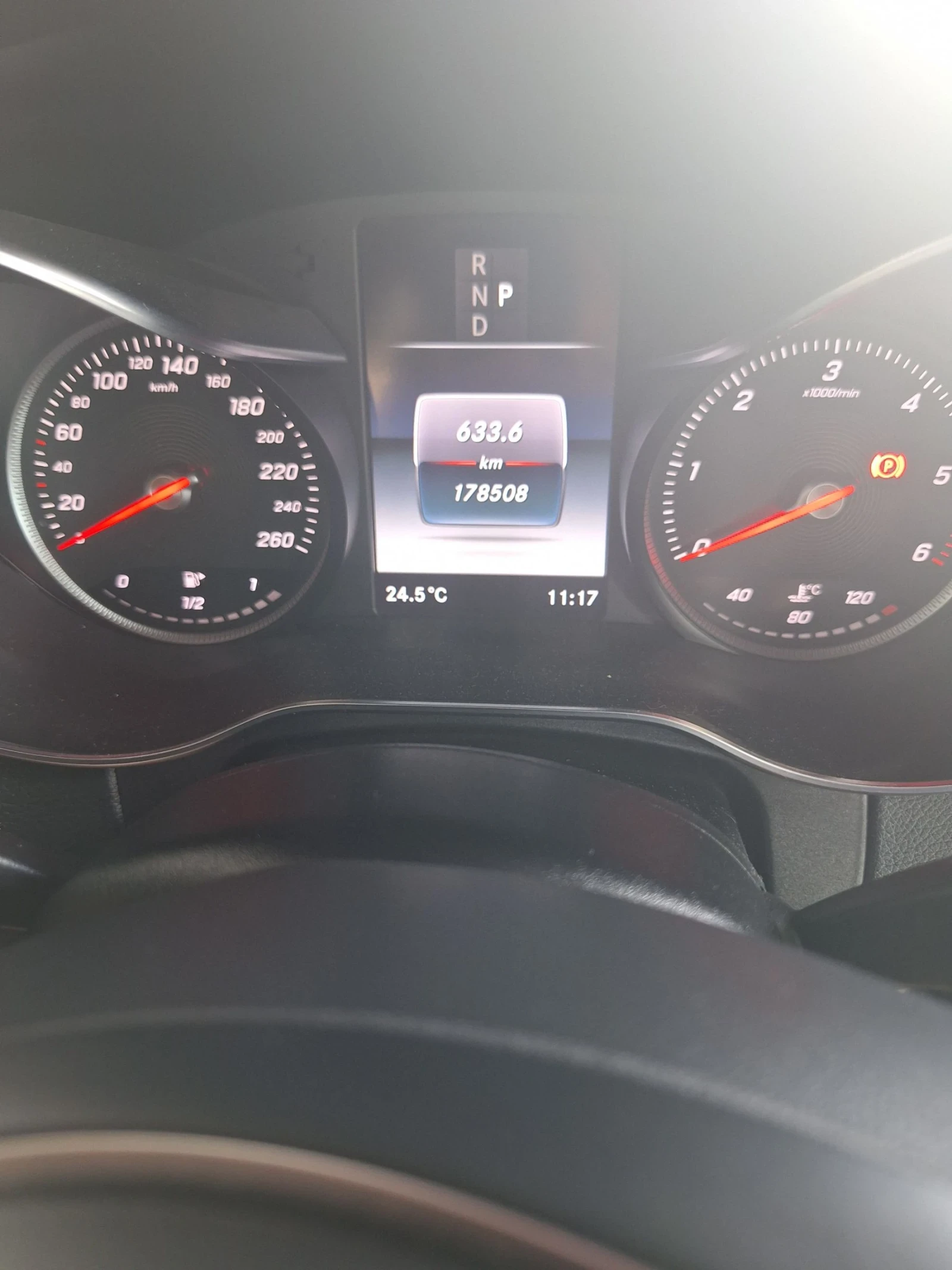 Mercedes-Benz C 220 C220 170к.с 9G - изображение 7