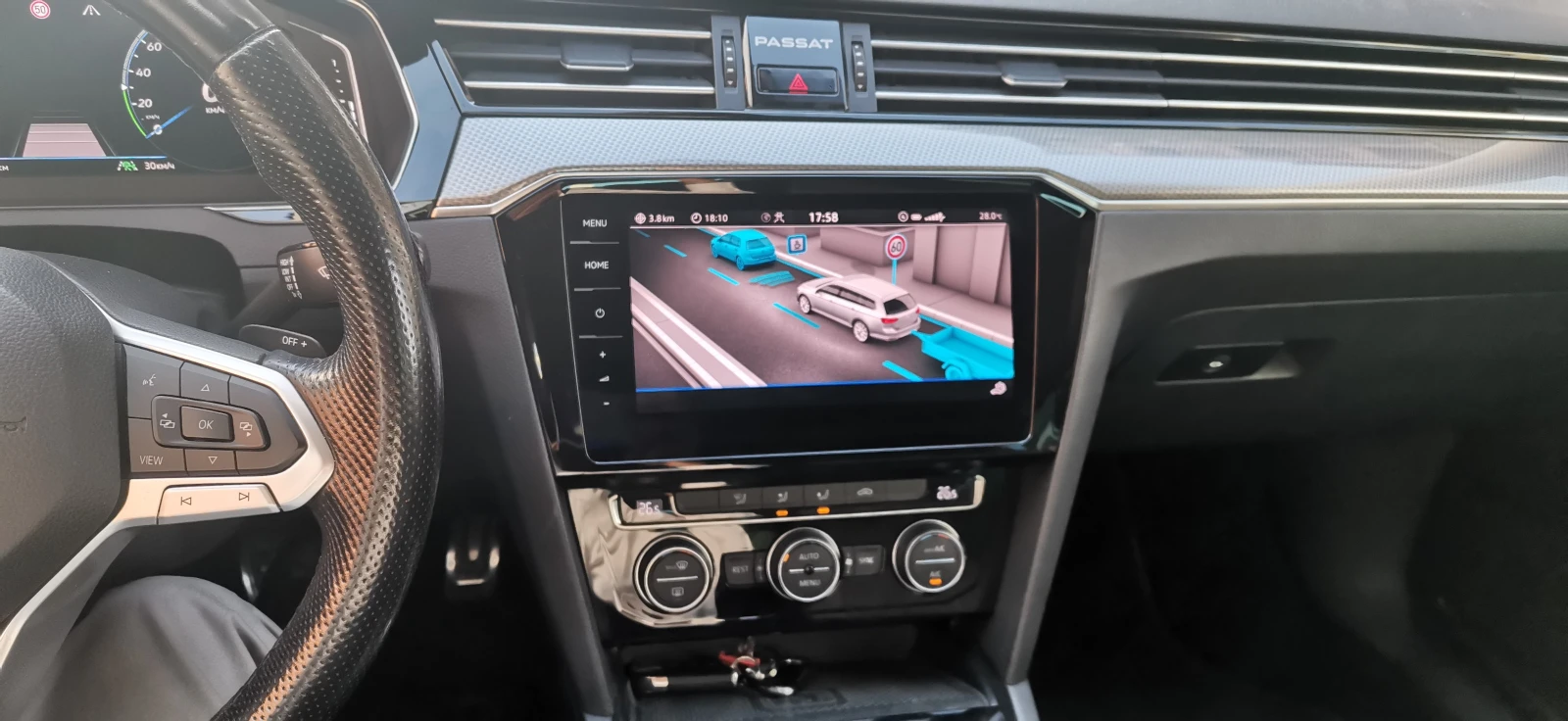 VW Passat ALLTRACK B8.5 обслужван в Porsche с пълна история - изображение 9