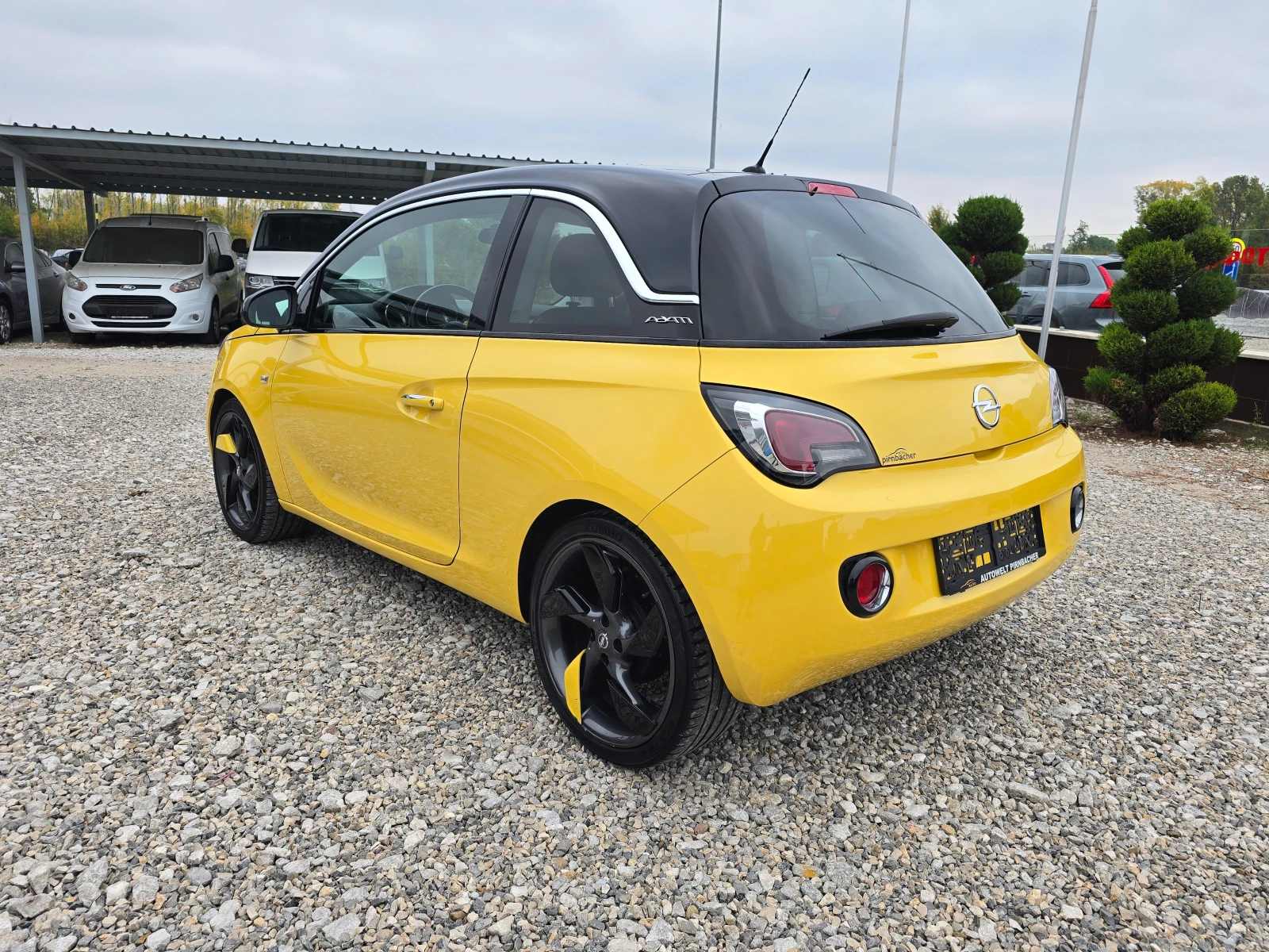 Opel Adam 1.2 КЛИМАТИК РЕАЛНИ КИЛОМЕТРИ - изображение 3