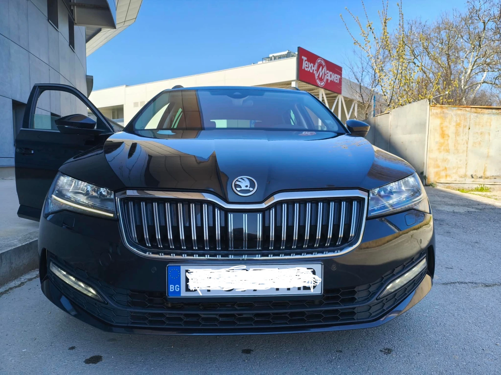 Skoda Superb, снимка 3 - Автомобили и джипове - 53585294