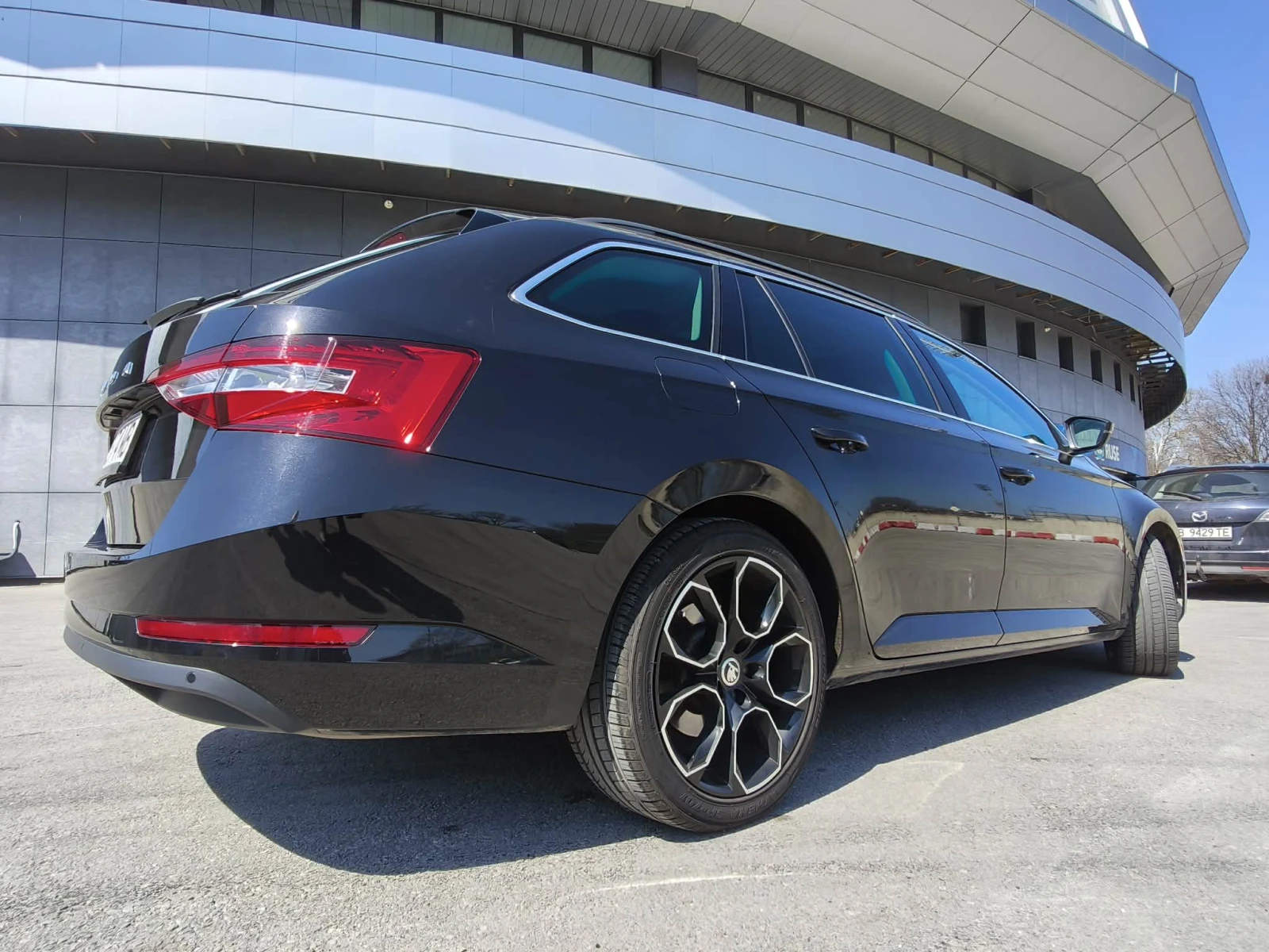 Skoda Superb, снимка 7 - Автомобили и джипове - 53585294