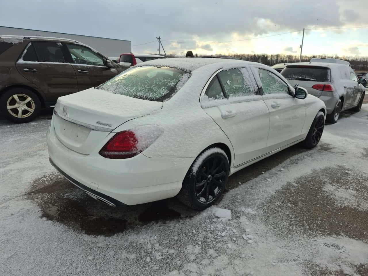 Mercedes-Benz C 300 * Без инциденти * Два чифта джанти * CARFAX * , снимка 3 - Автомобили и джипове - 53878489