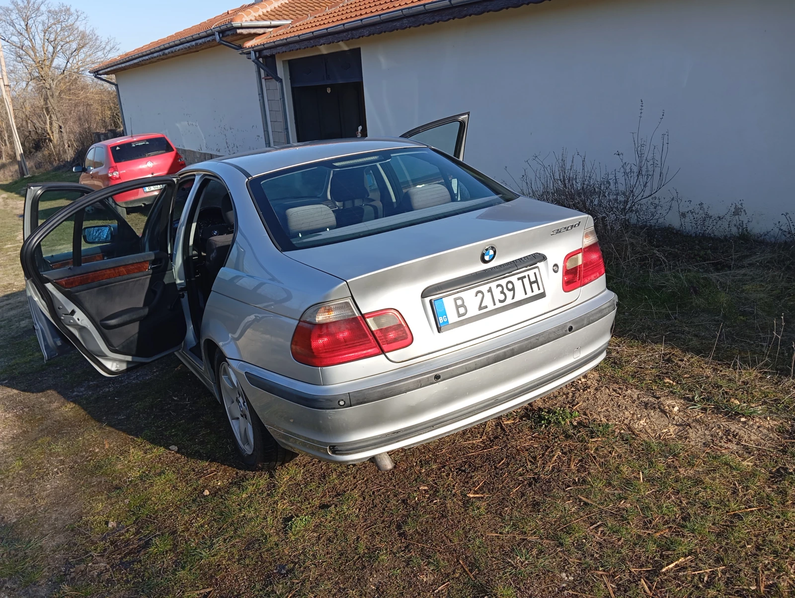 BMW 320 320d, снимка 3 - Автомобили и джипове - 54258997