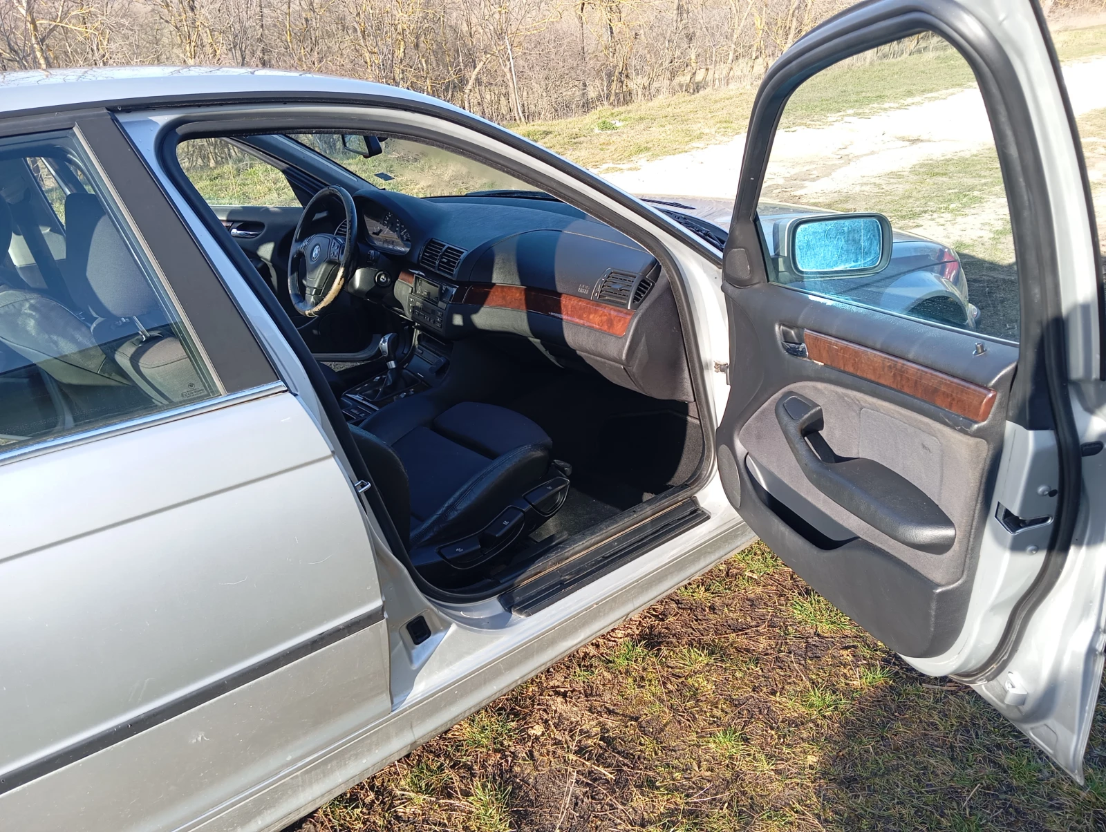 BMW 320 320d, снимка 6 - Автомобили и джипове - 54258997