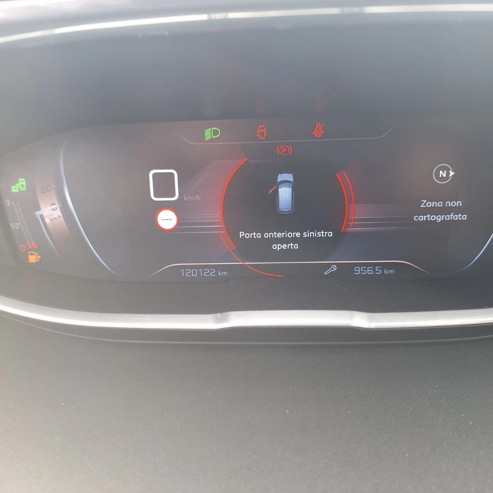 Peugeot 3008 2.0GT 120000, снимка 12 - Автомобили и джипове - 54268587