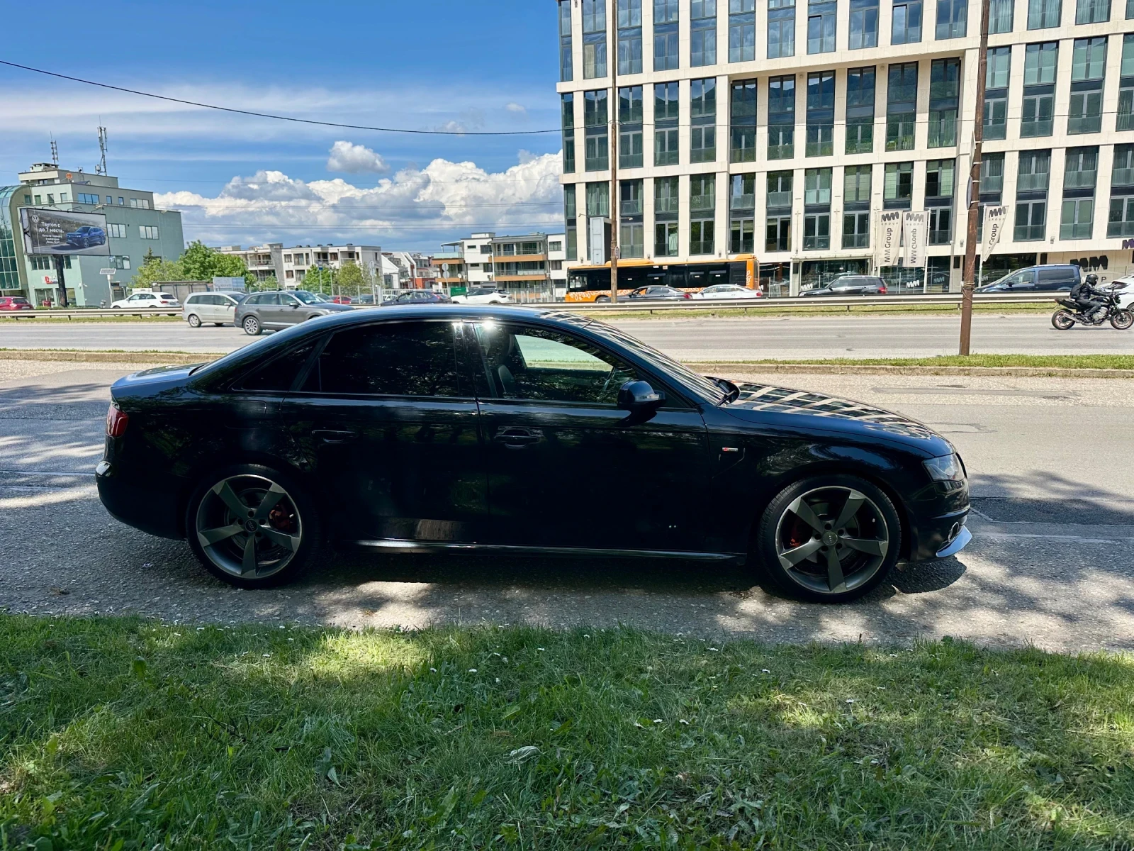 Audi A4 3xS line, снимка 5 - Автомобили и джипове - 54492542