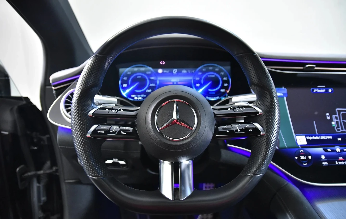 Mercedes-Benz EQS 580 4MATIC AMG-Line, снимка 8 - Автомобили и джипове - 54638501