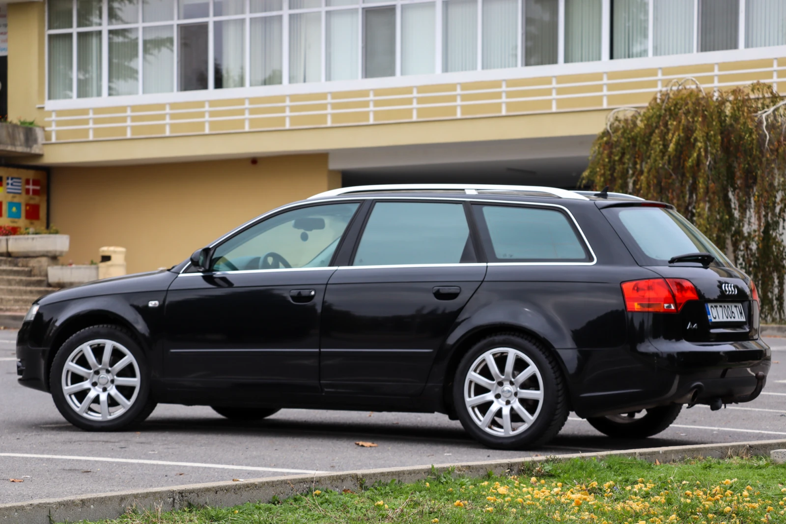 Audi A4 avant, снимка 7 - Автомобили и джипове - 55132238