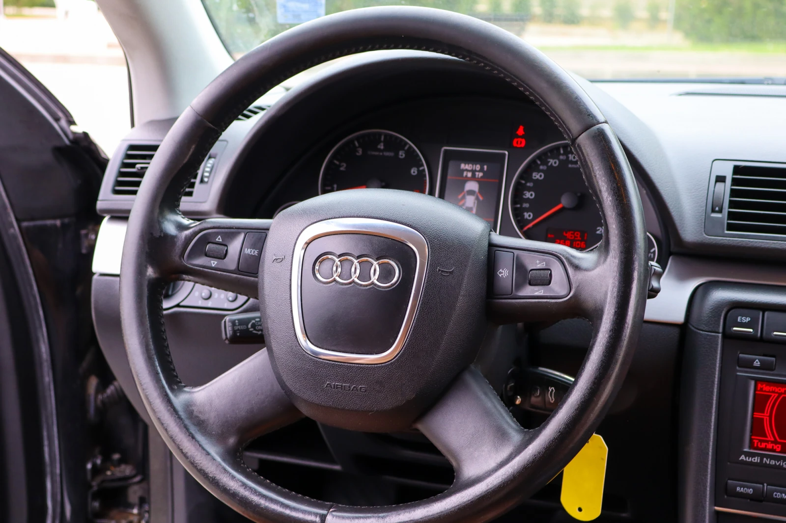 Audi A4 avant, снимка 12 - Автомобили и джипове - 55132238
