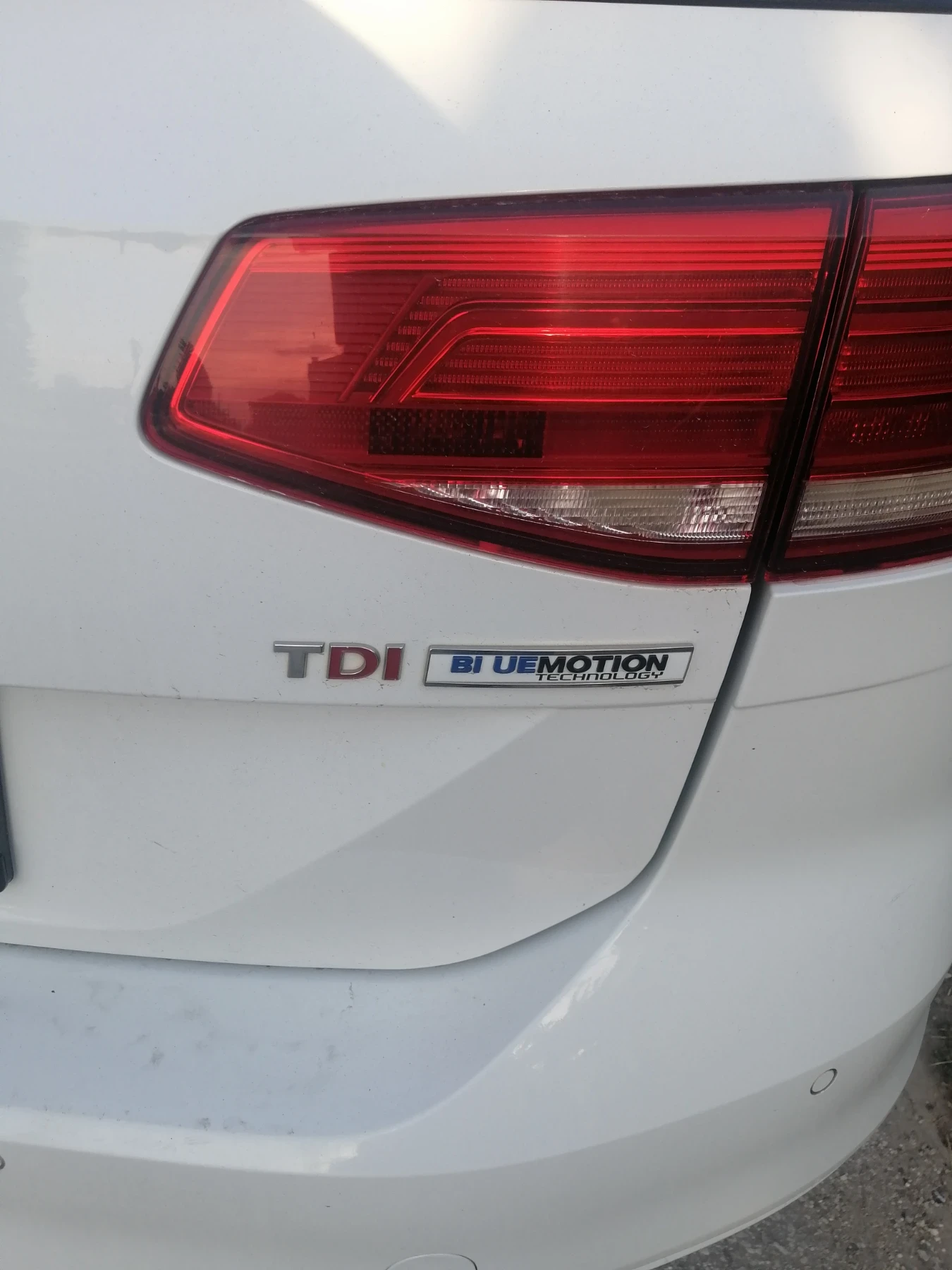 VW Passat B8, снимка 4 - Автомобили и джипове - 55390428