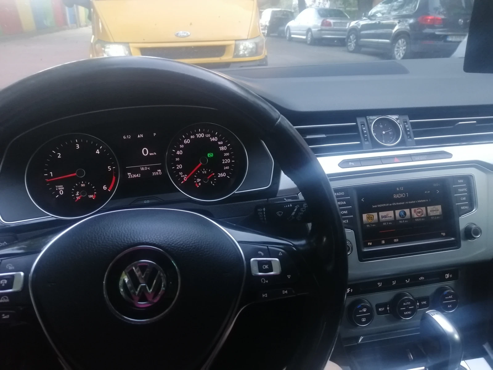 VW Passat B8, снимка 13 - Автомобили и джипове - 55390428
