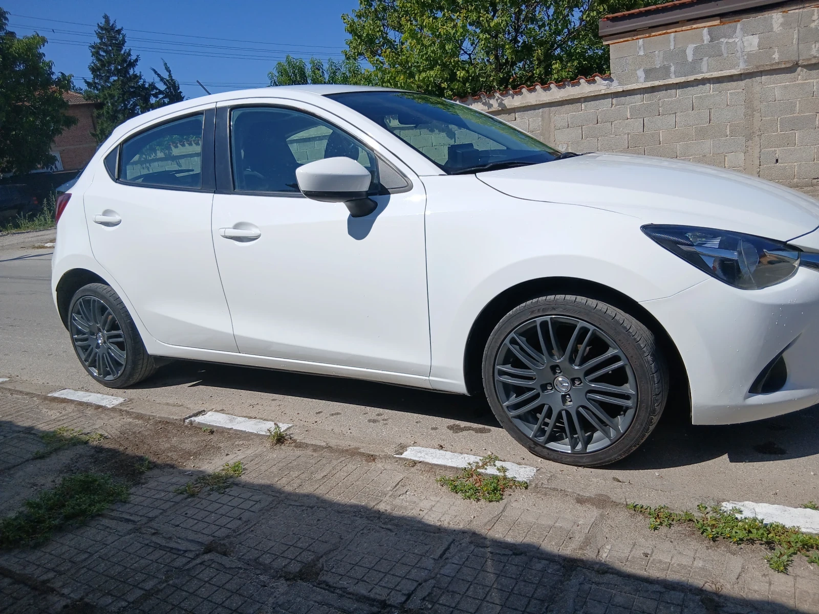 Mazda 2 1.5 i 59000 km!!!!!, снимка 3 - Автомобили и джипове - 55713370