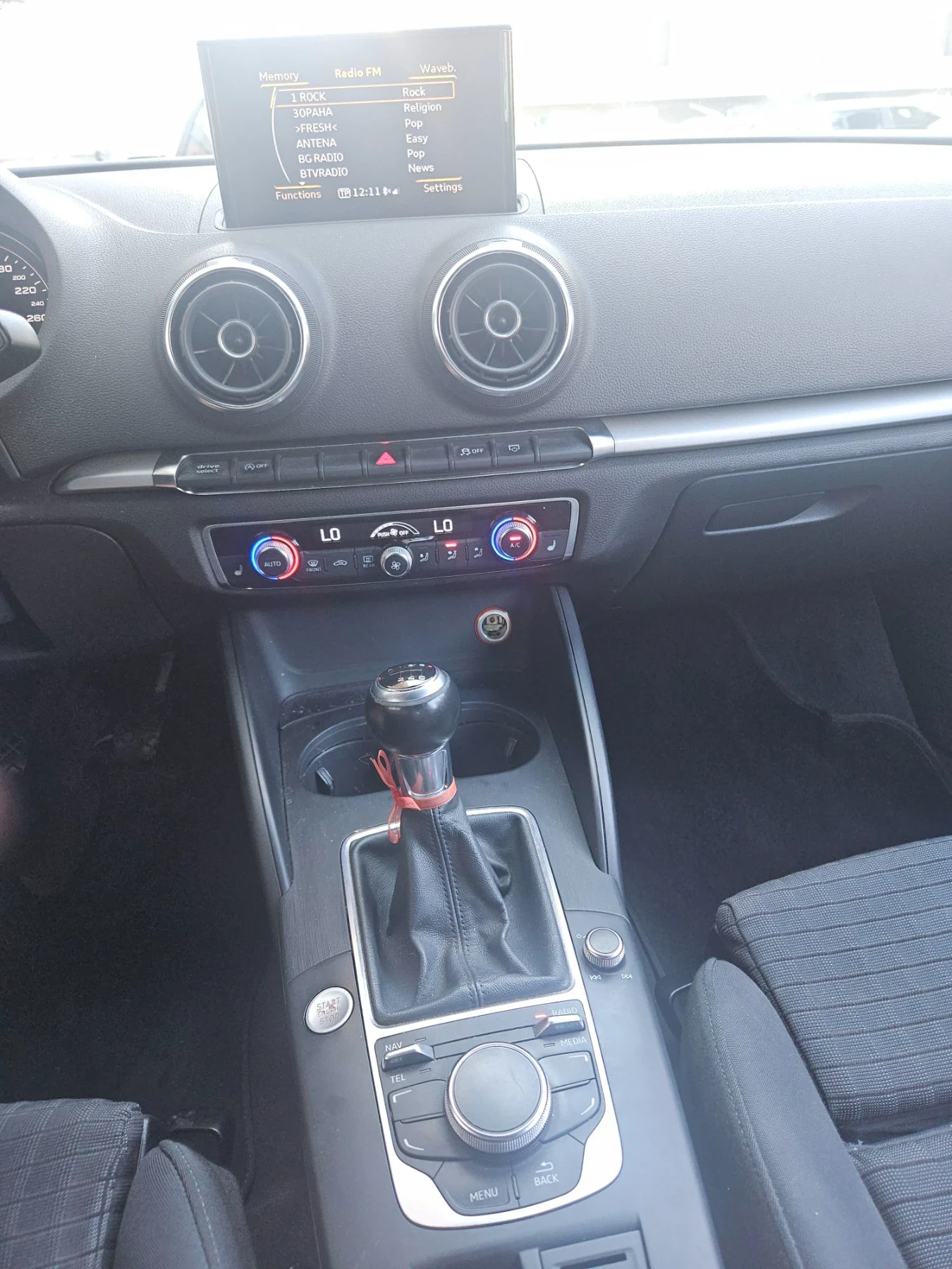 Audi A3 1, 6 D, 105hp, снимка 10 - Автомобили и джипове - 55993200