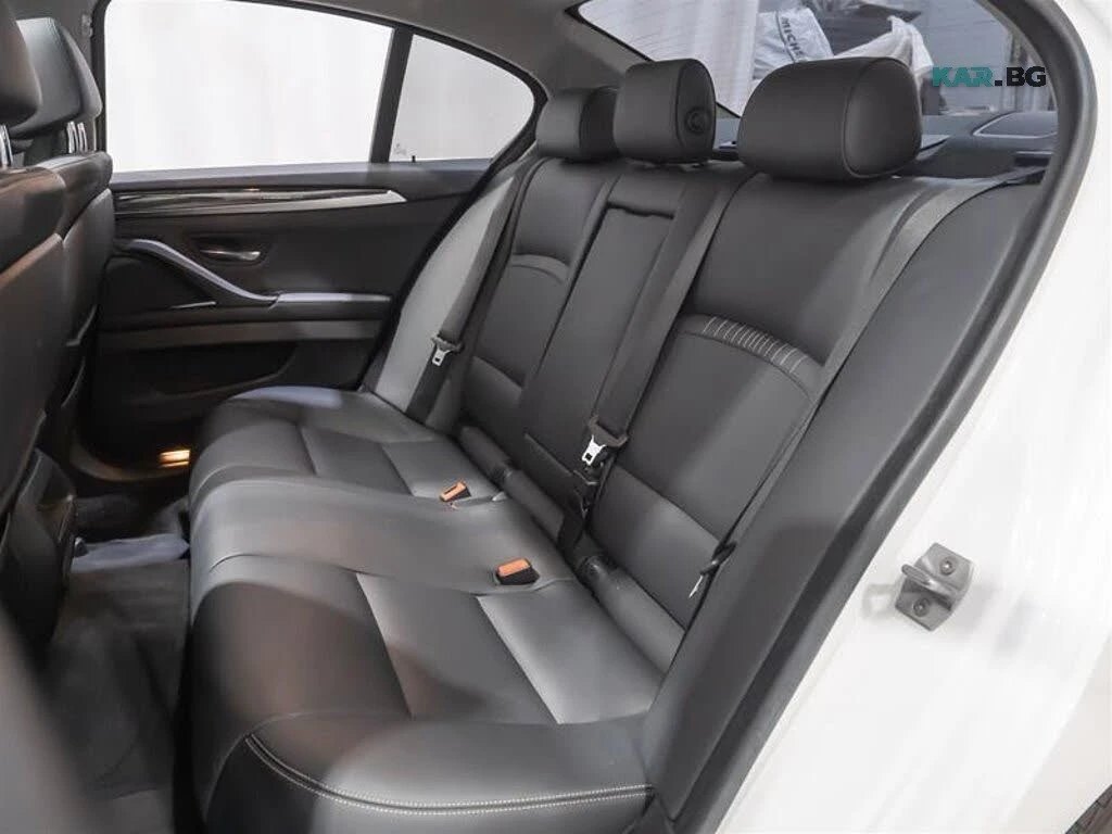 BMW 535 xDrive * M Pack * АвтоКредит * (ЦЕНА ДО БГ), снимка 16 - Автомобили и джипове - 55947854