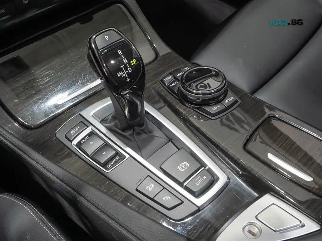 BMW 535 xDrive * M Pack * АвтоКредит * (ЦЕНА ДО БГ), снимка 13 - Автомобили и джипове - 55947854